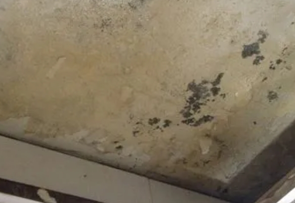 张家口市阳台漏水维修公司分享下张家口市卫生间渗水维修需要注意哪些问题。